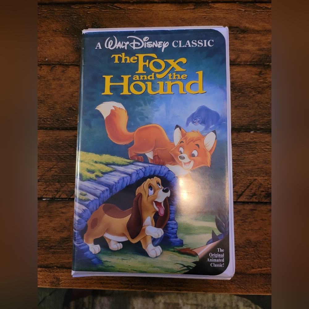 Disney Fox and the Hound Black Diamond